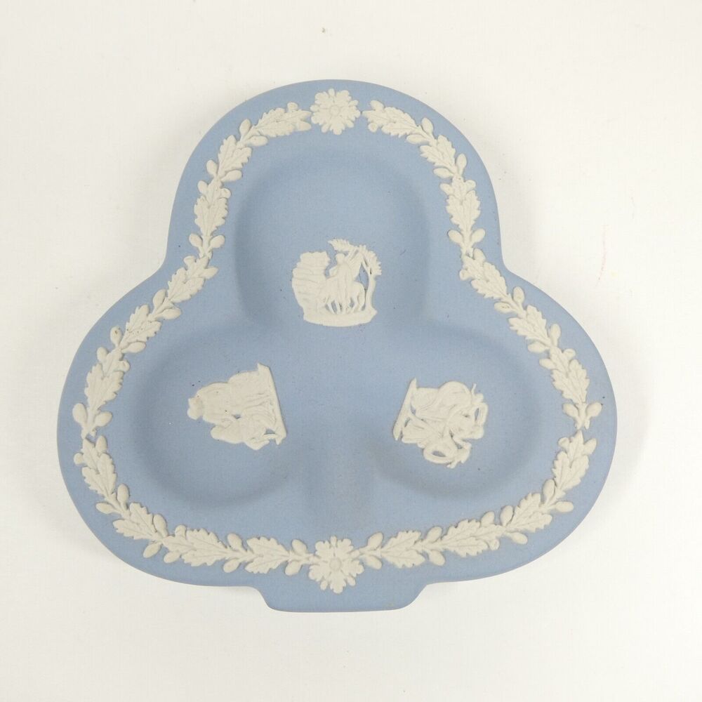 Wedgwood Jasperware Clover Shaped Trinket Dish Vintage Blue White